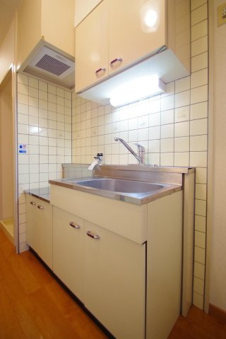 コート新屋敷のキッチン