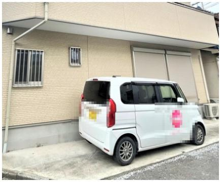 上安松戸建賃貸の駐車場