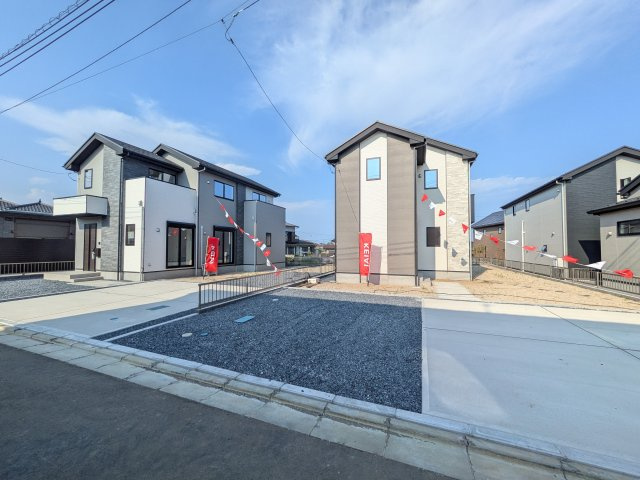 日立市東大沼町　11期　新築戸建て　3号棟の前面道路含む現地写真