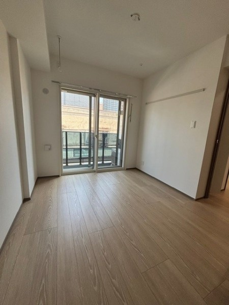 Ｔｈｅ　Ｓｈｉｎａｇａｗａ　Ｅａｓｔ　Ｒｅｓｉｄｅｎｃｅの居間・リビング|こちらの居間で趣味の時間をお楽しみください