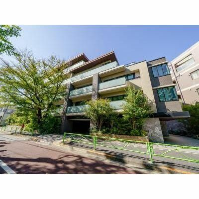 グランドメゾン目黒東山パークフロントの外観
