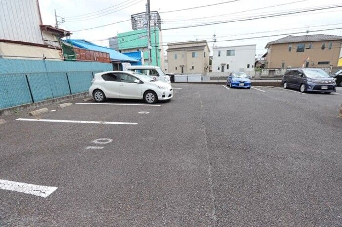 スペラーレの駐車場|駐車スペースもあります