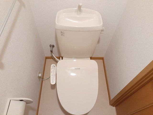 ジェルメのトイレ|落ち着いたトイレです