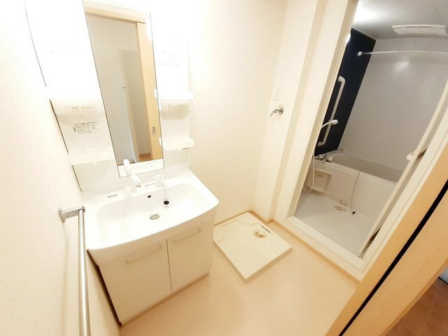 【洗面所】 | メゾン・ド・ＴＡＫＥ | 使いやすい洗面所です