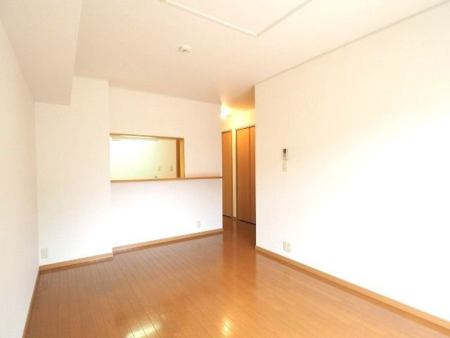 【居間・リビング】 | フォレステージⅡ | 居間です