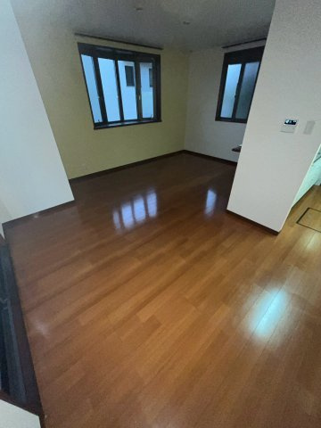 MOZAEMON本山の居間・リビング