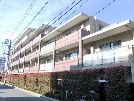 メゾンカルム西新宿の外観