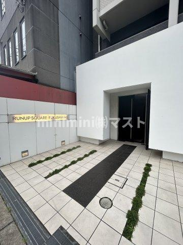 ラナップスクエア福島Ⅱのエントランス