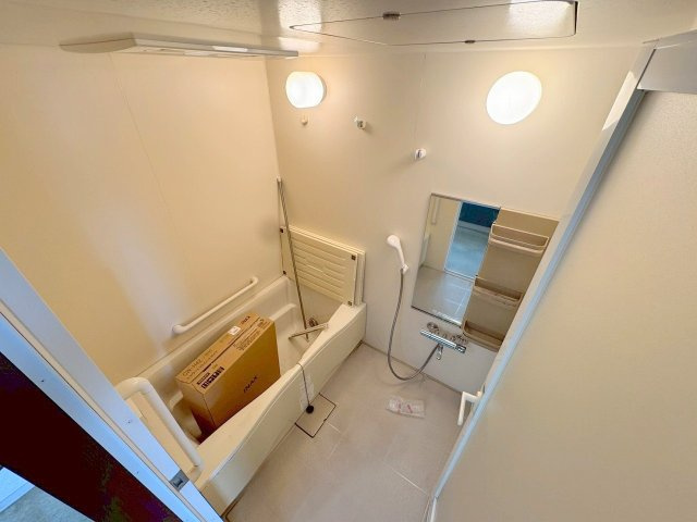 トリニティ北川口の浴室