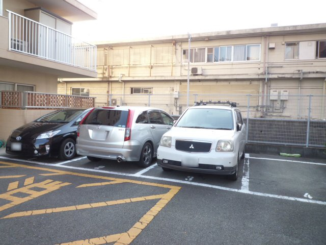 【駐車場】 | シンフォニー東向日