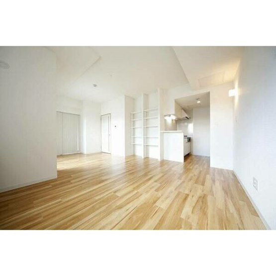 【居間・リビング】HOKO南高前(ココミナミコウマエ)