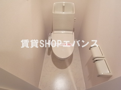 【トイレ】 | カーサ　エリザベス | 落ち着いた色調のトイレです