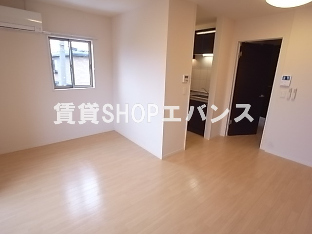 【居間・リビング】 | カーサ　エリザベス | ゆったりとした居間です