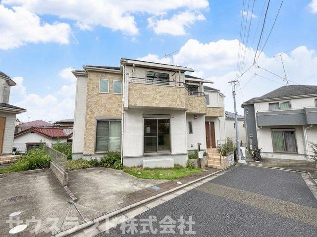 八王子市緑町の前面道路含む現地写真|画像25 (前面道路含む現地写真)
前面道路は広く、車の出し入れもスムーズに行えます。交通量も少なく、落ち着いた住環境ですので、お子様の通学や、お庭での遊びも安心してお過ごしいただける環境です。