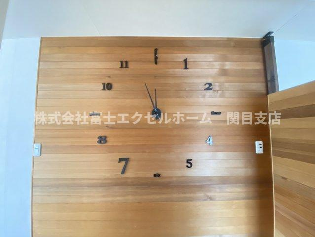 寝屋川市高柳栄町の店舗事務所のエントランス