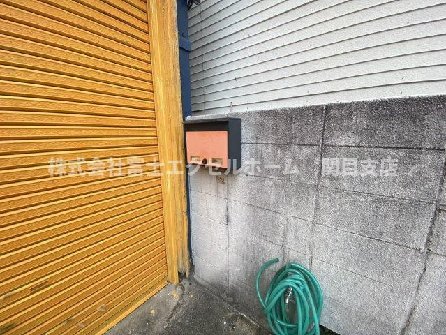 寝屋川市高柳栄町の店舗事務所の設備