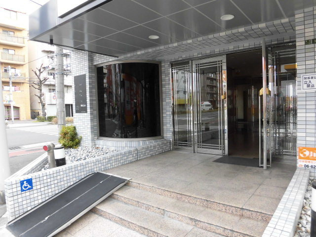 クラウンハイム菅原