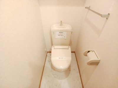 【トイレ】 | プラスパーＡ | 落ち着いたトイレです