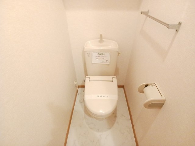 【トイレ】 | プラスパーＡ | 落ち着いたトイレです