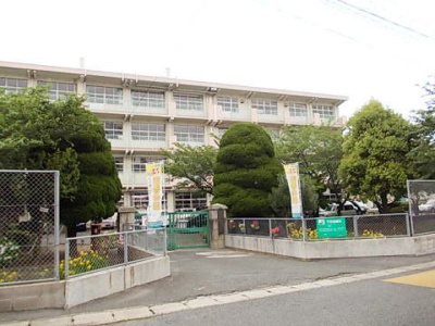 【周辺】 | プラスパーＡ | 松ヶ江南小学校まで900m