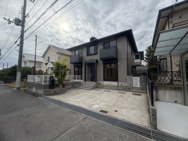 神戸市西区井吹台西町３丁目戸建の外観