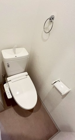 セレニティ豊川Ⅲのトイレ
