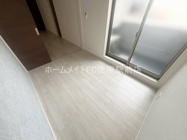 東大阪市森河内西１丁目のハイツの洋室