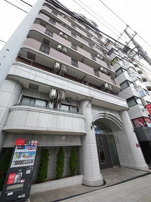 グリフィン横浜西口壱番館の外観