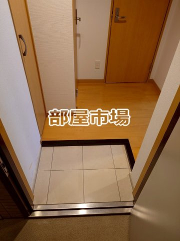 クレイシア蔵前の玄関