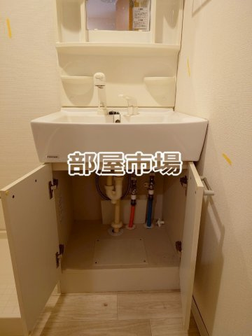 クレイシア蔵前の洗面所|収納