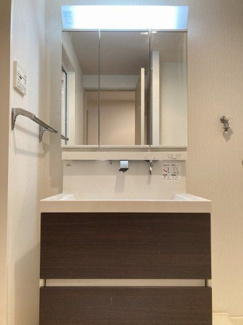 【洗面所】 | カーサ・パトリス | 別のお部屋の写真です