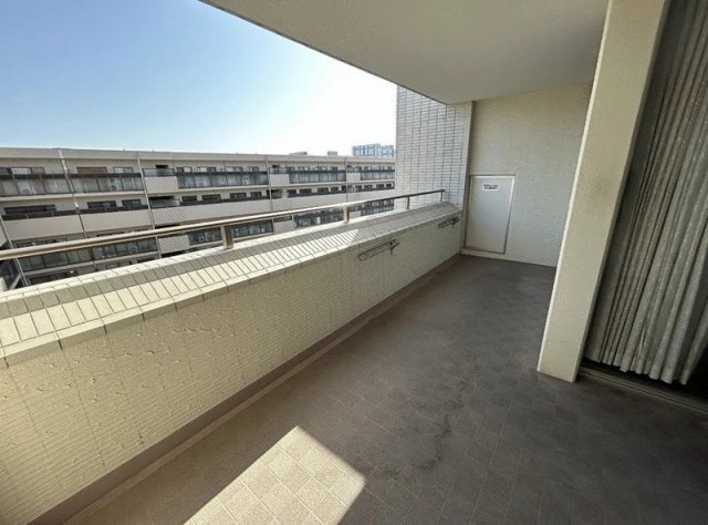 芦屋市南宮町の賃貸マンションのバルコニー