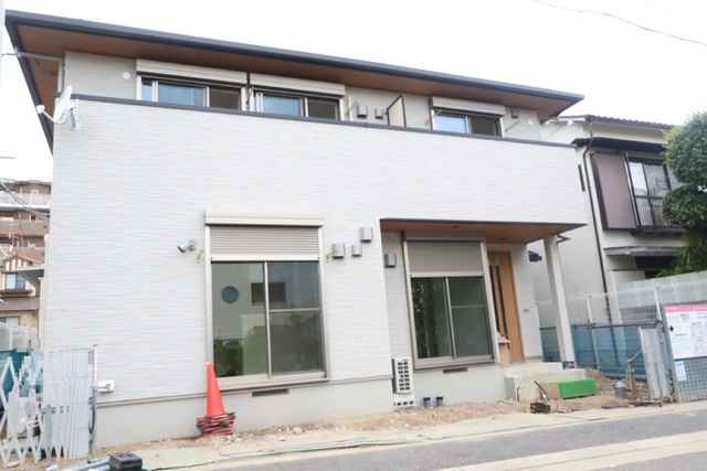 神戸市灘区天城通７丁目のアパートの外観