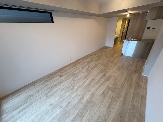 神戸市灘区岩屋北町２丁目の賃貸マンションの居間・リビング