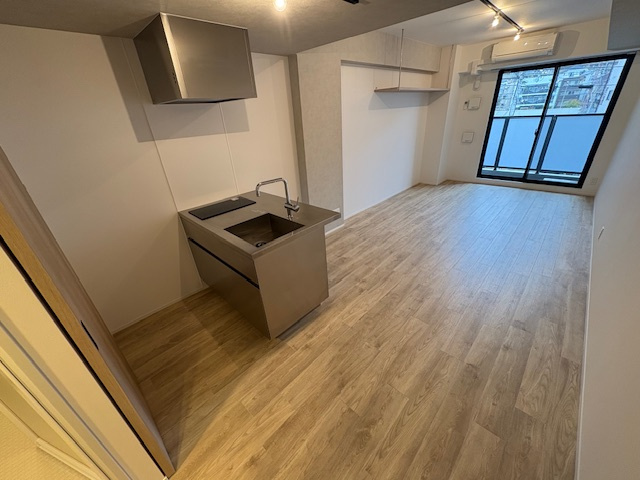 神戸市灘区岩屋北町２丁目の賃貸マンションの居間・リビング