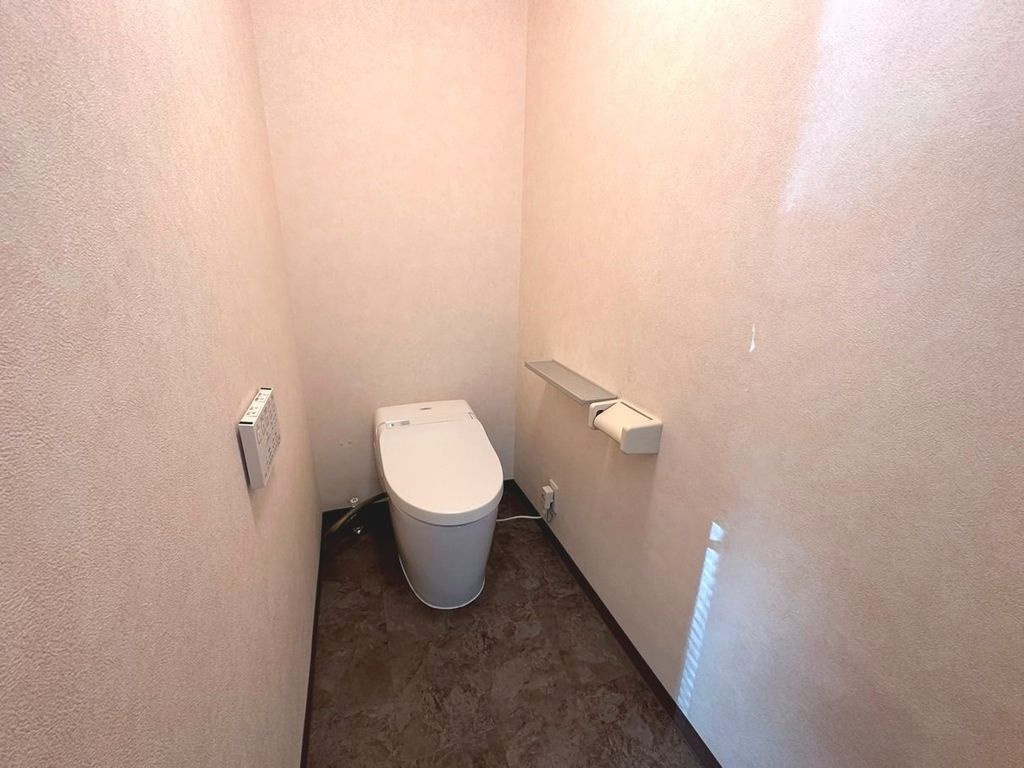 芦屋市東芦屋町の賃貸マンションのトイレ