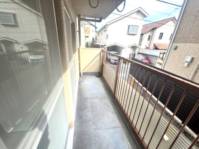 神戸市東灘区西岡本３丁目の賃貸マンションのバルコニー