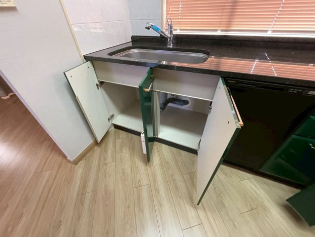 芦屋市川西町の賃貸マンションのキッチン