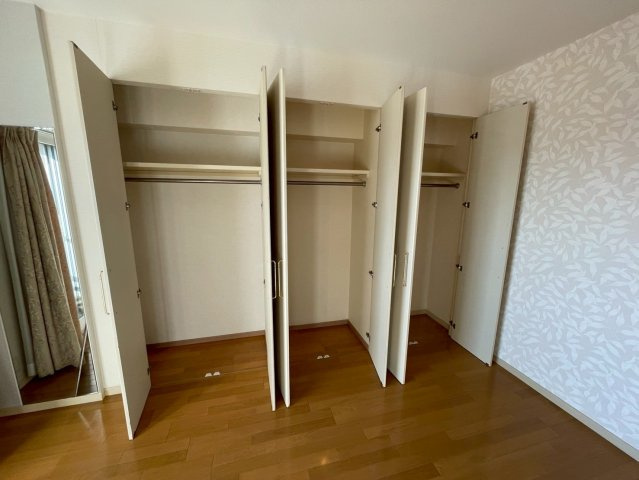 芦屋市川西町の賃貸マンションの収納