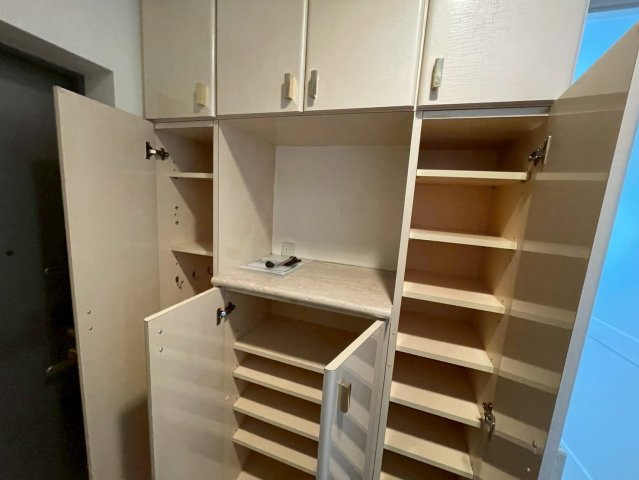芦屋市川西町の賃貸マンションの収納