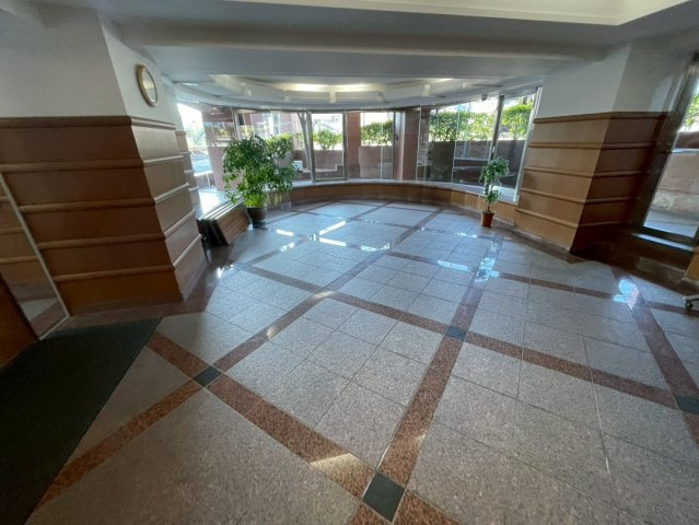 芦屋市川西町の賃貸マンションのロビー