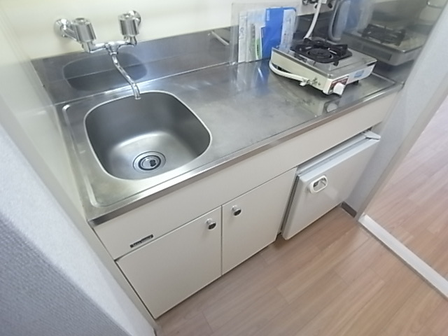 神戸市灘区城内通４丁目の賃貸マンションのキッチン