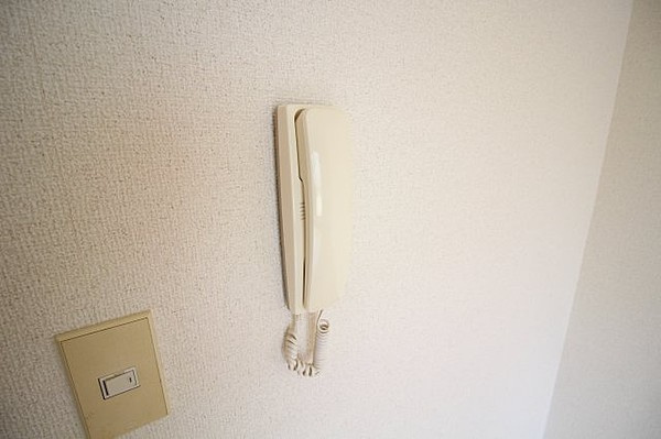 神戸市灘区宮山町１丁目のアパートのセキュリティ