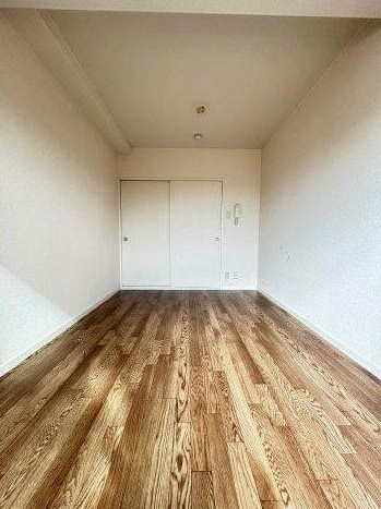 神戸市中央区熊内町２丁目の賃貸マンションの居間・リビング