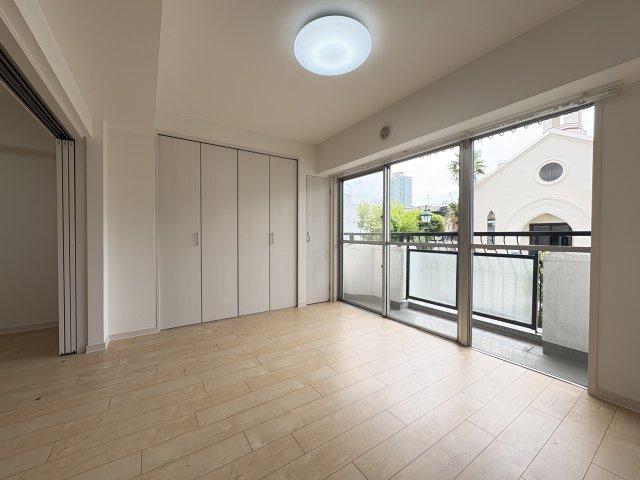 神戸市中央区北野町２丁目の賃貸マンションの居間・リビング