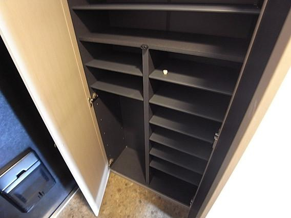 プラスワン芦屋の玄関