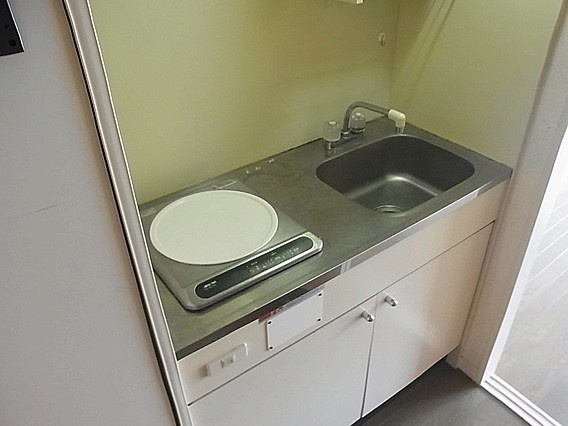 神戸市中央区熊内町２丁目の賃貸マンションのキッチン