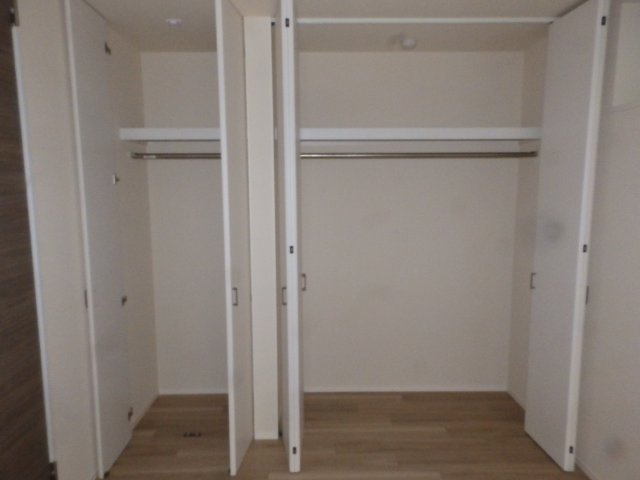 神戸市東灘区御影中町６丁目の賃貸マンションの収納