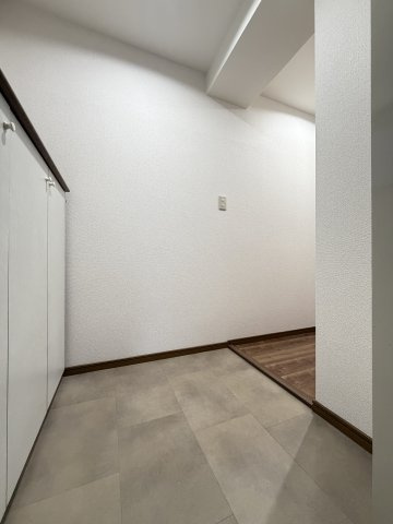 ボンホワイエ帝塚山の玄関