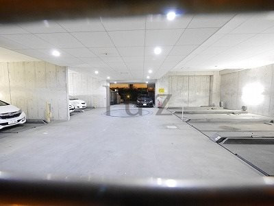 藤和シティホームズ横浜吉野町の駐車場|敷地内駐車場あり！空き要確認！